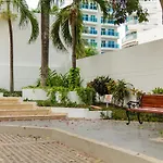 condominio con salida directa al mar